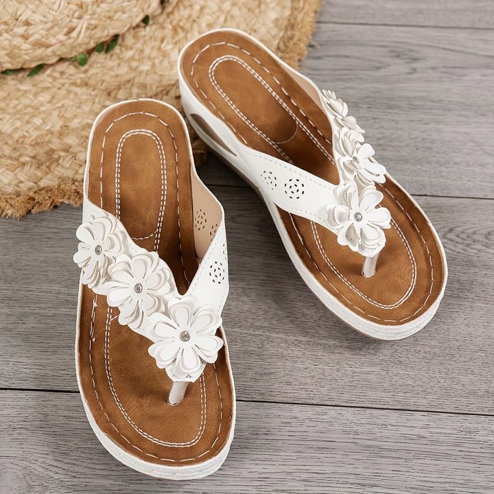Bianca™ – Lightweight Slip-On Sandals