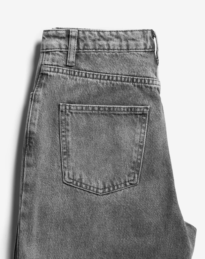 Straight Leg Heart Jeans – Grey